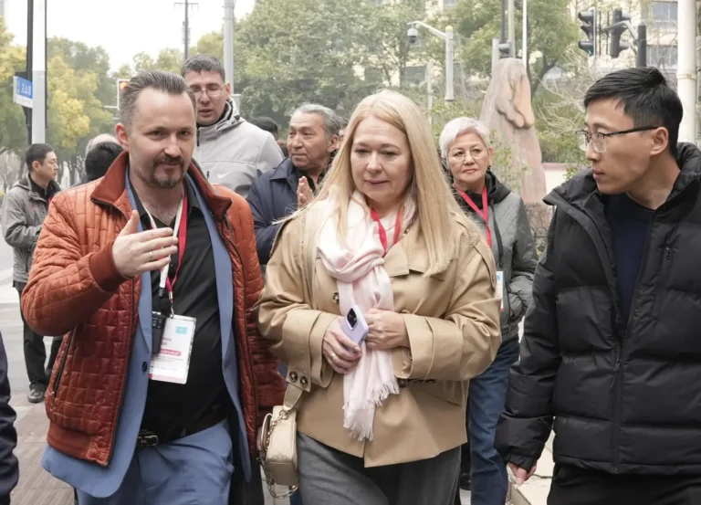 Mikhail Ansimov — Business Interpreter, Translator & Sourcing Agent in China | Multilingual Sinologist